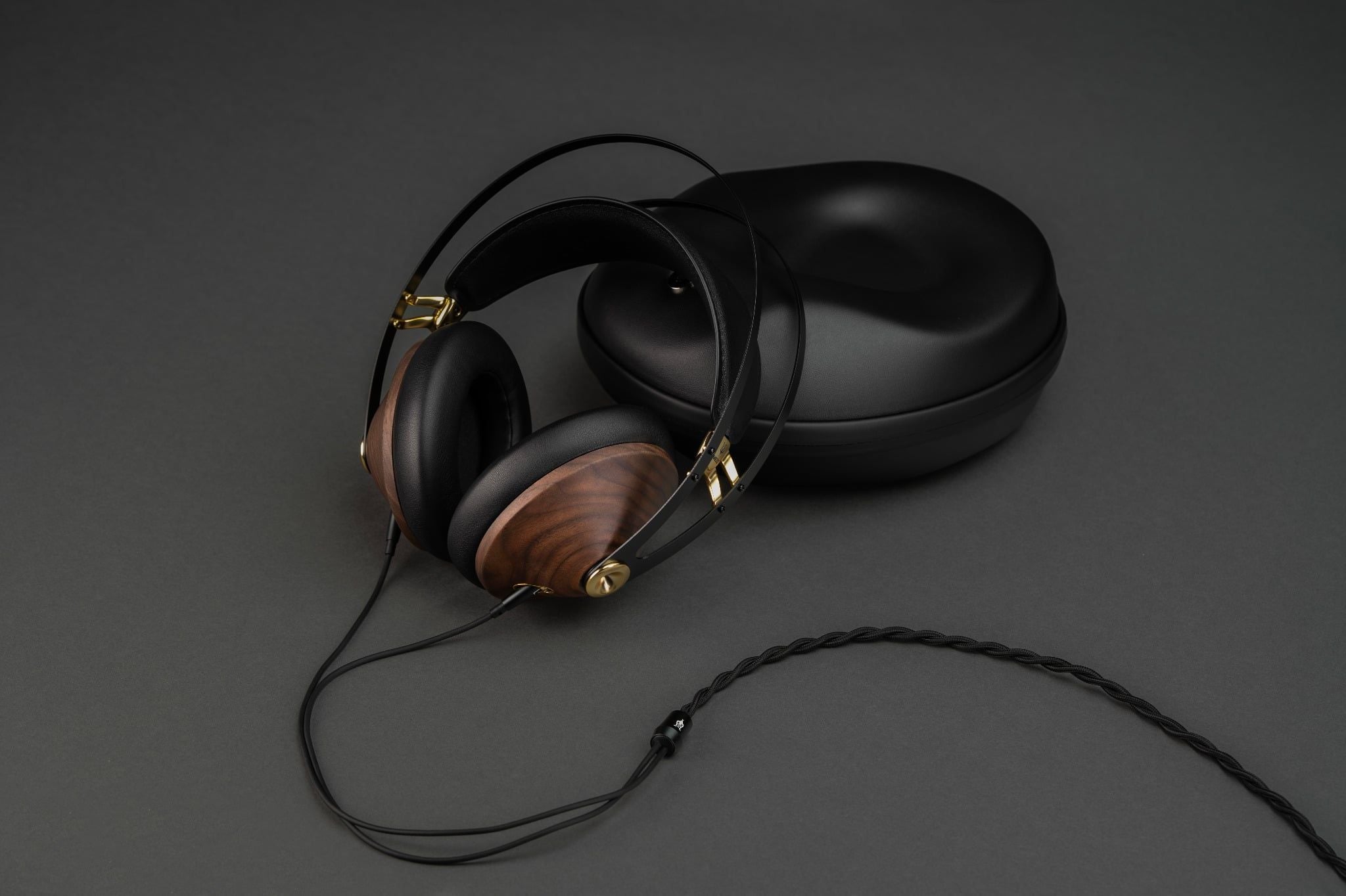 Meze Audio 99 Classics Gen2. Tai nghe chụp tai Over Ear có dây 