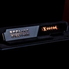 Máy bộ MSI Lightning Zenith