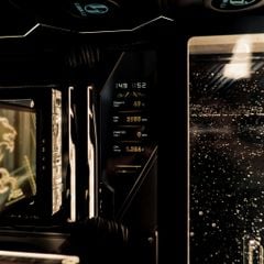 Máy bộ MSI Lightning Zenith