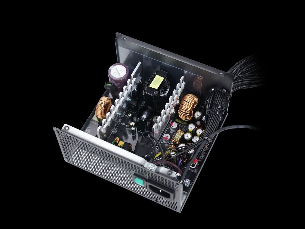 Nguồn máy tính DeepCool Gamer Storm PF700X 700W 80Plus Bronze