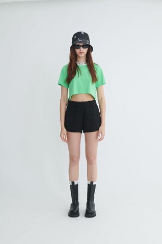 Áo Croptop Cổ Tròn In Chữ Nu Ou Nue