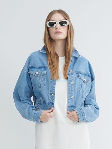 Áo Khoác Jean Lửng Dáng Rộng Bo Gấu