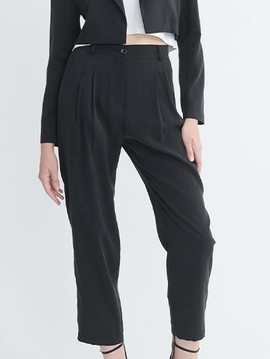 Quần dài dáng lửng