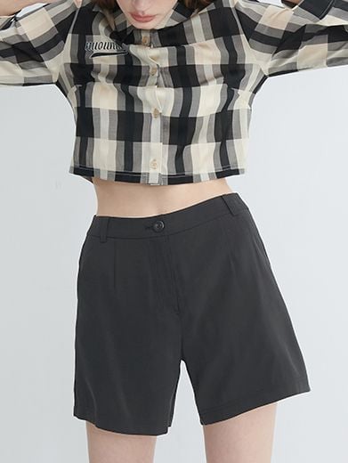 Quần shorts lưng cao thanh lịch