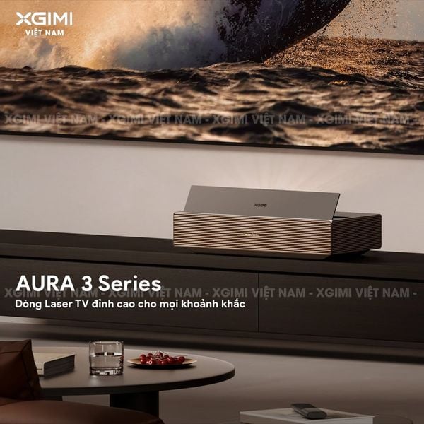 XGIMI AURA 3 Max - Máy chiếu siêu gần thông minh tích hợp Google TV, nguồn sáng RGB Triple-Laser, độ sáng 5700 ISO lumens, phân giải chuẩn 4K UHD, hỗ trợ các tính năng căn chỉnh thông minh, loa Harman Kardon và chuẩn Dolby Vision