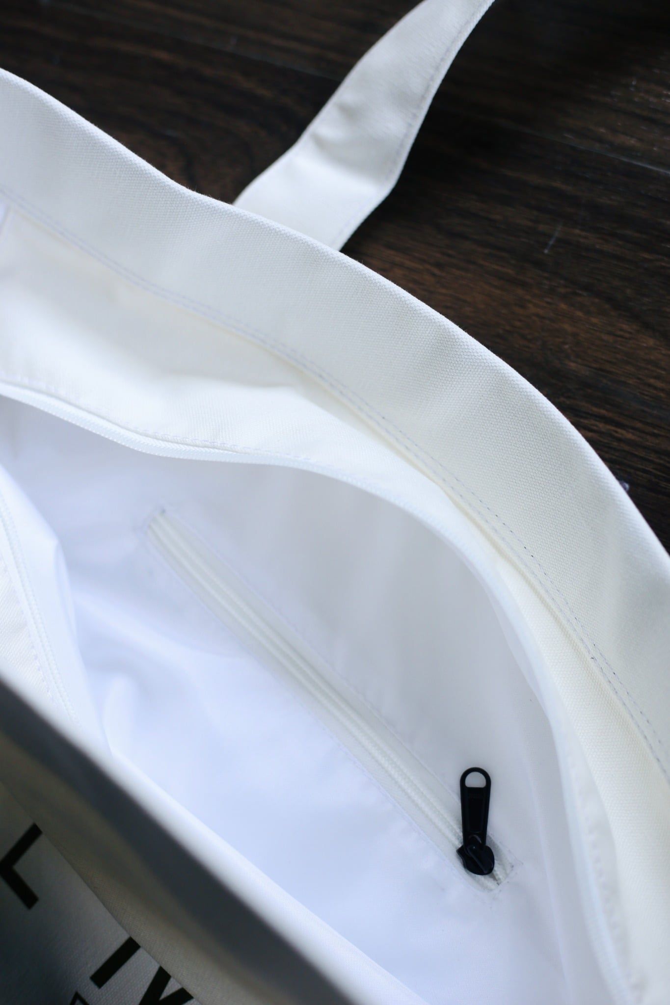  Pole Mania Tote Bag - White 