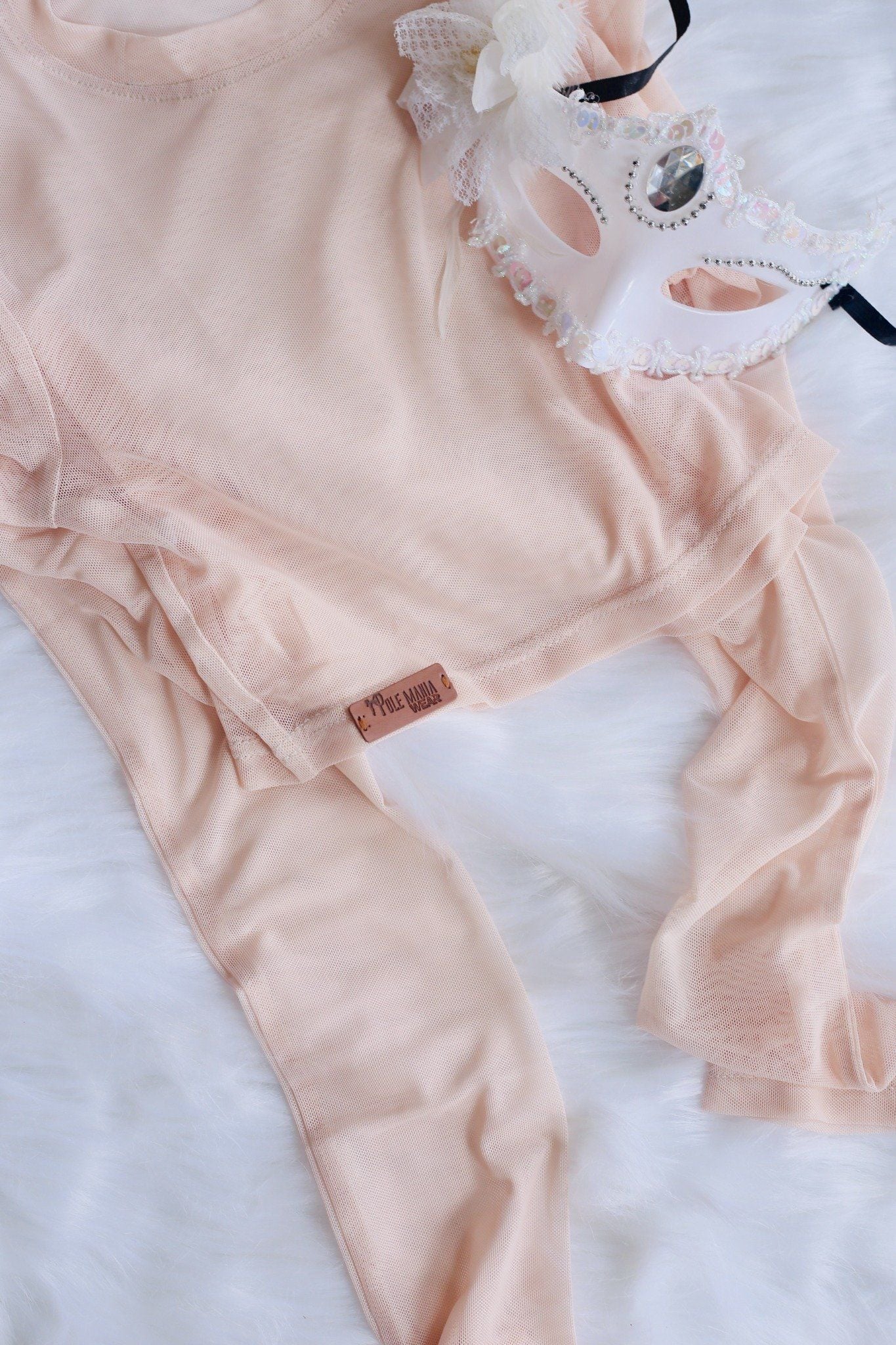  Bold Taurus - Coral Sunset 