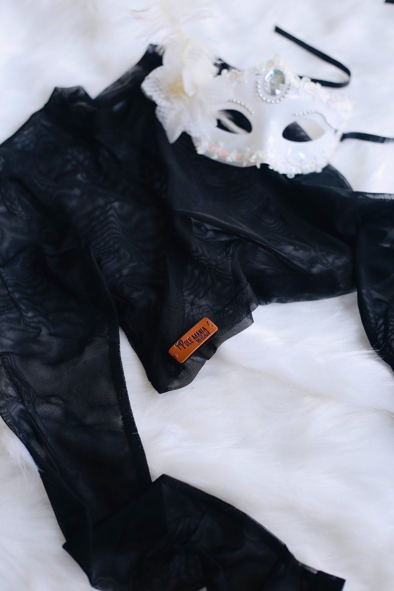  Bold Taurus - Midnight Black 