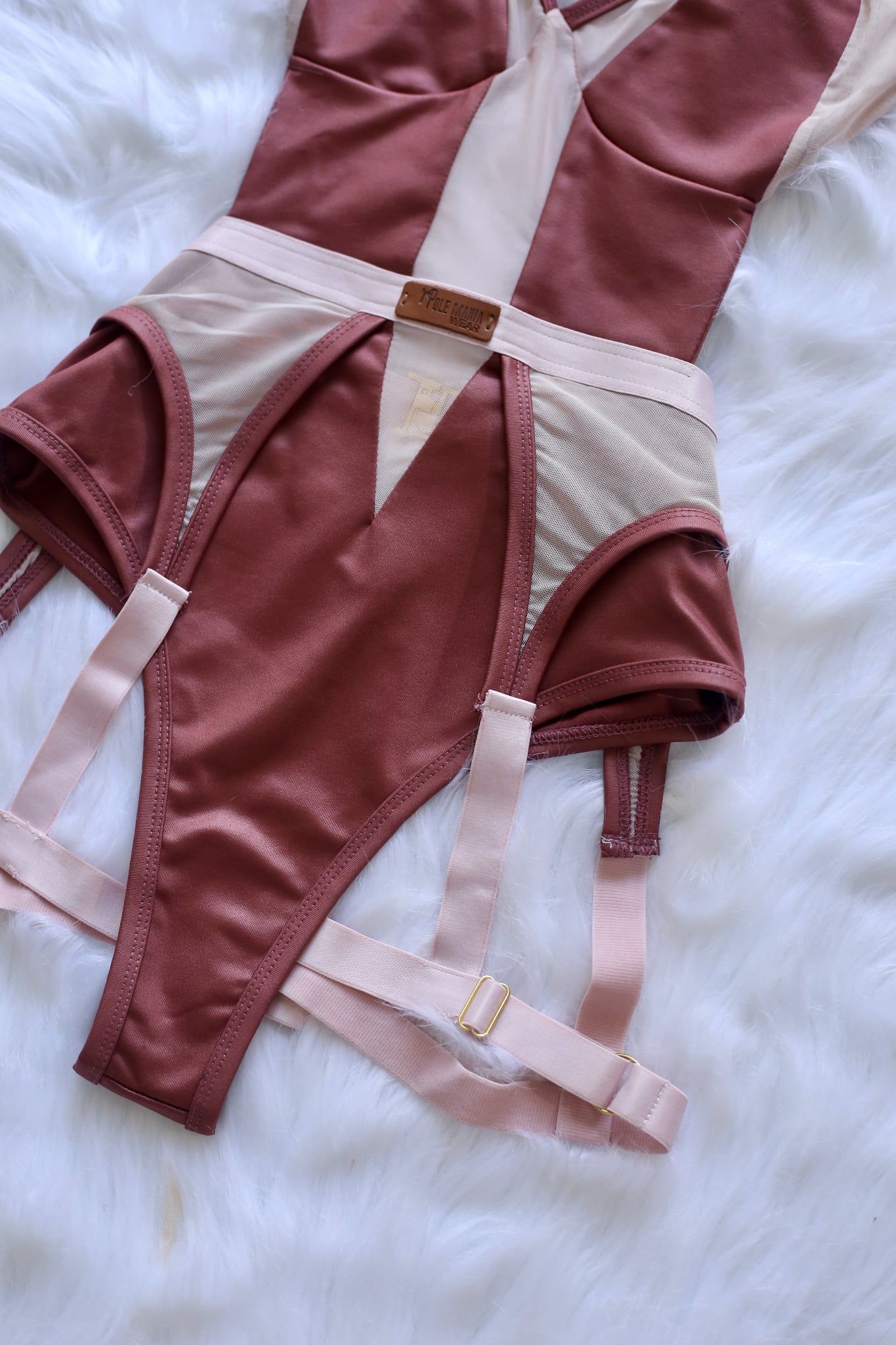  Aquarius - Red 