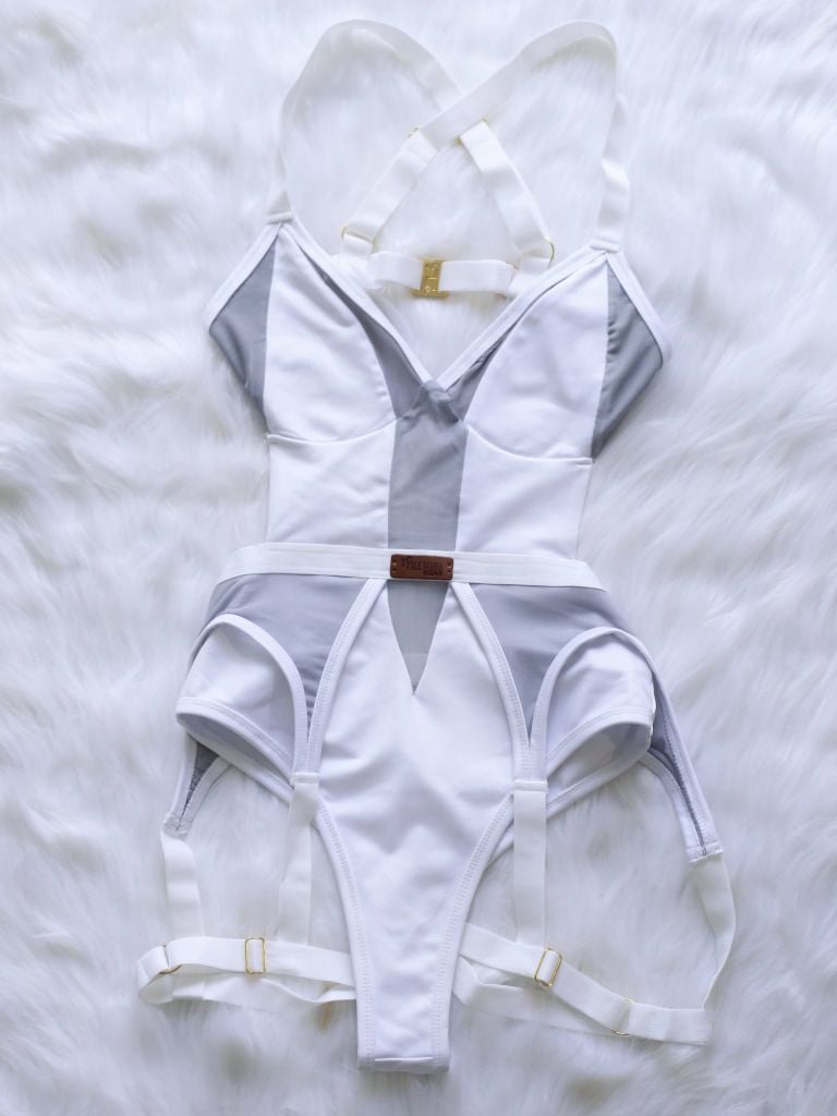  Aquarius - White 