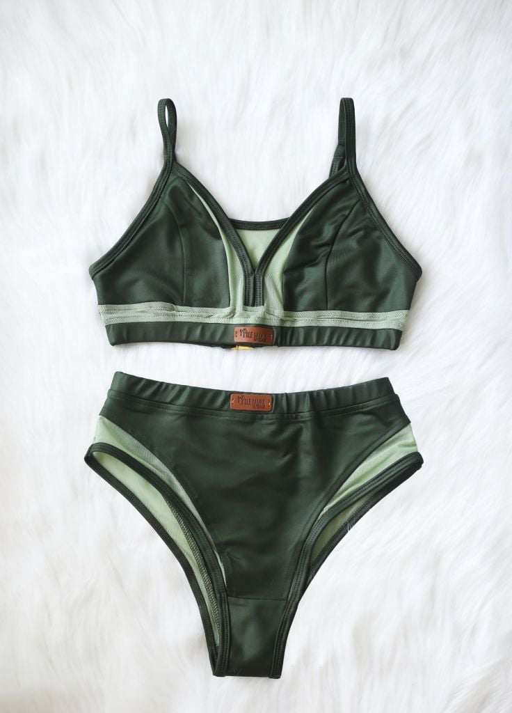  Glossy Saggitarius - Metallic Green 