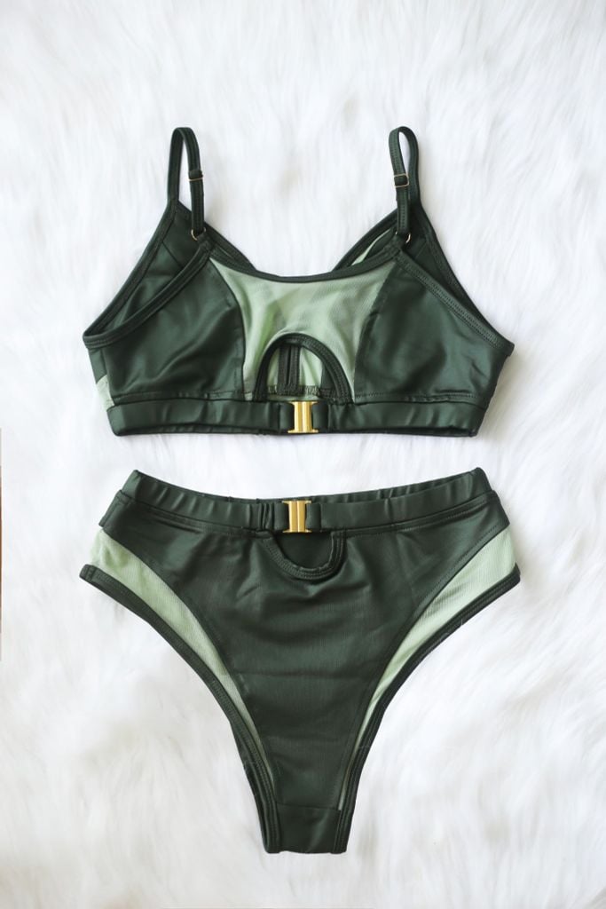  Glossy Saggitarius - Metallic Green 