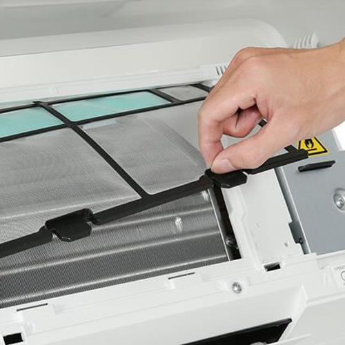 Máy lạnh Toshiba Inverter 1.5 HP RAS-H13Z1KCVG-V