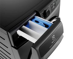 Máy Giặt Lồng Ngang Electrolux UltimateCare 700 Inverter 11 kg EWF1143R7SC