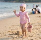  G15 - Bộ Đồ Bơi Bé Gái Dài Tay Họa Tiết Tim Hồng (Kèm Mũ) 