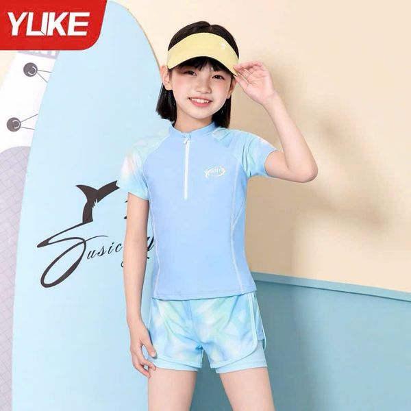 G39 - Đồ Bơi Bé Gái Tay Ngắn Quần Short Màu Xanh Pastel Chống Nắng Co Giãn