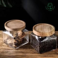 Hũ thủy tinh tròn Vintage nắp gỗ nhấn kín họa tiết nổi