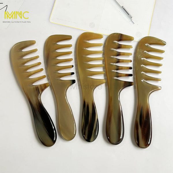 Lược Răng Thưa Cán Dài