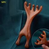  Lược gỗ đàn hương Massage Kinh Tuyến toàn thân bằng gỗ đàn hương hình gạc hươu, Giúp kích thích tuần hoàn máu và đả thông kinh lạc da đầu, hỗ trợ giảm đau đầu và căng thẳng. 