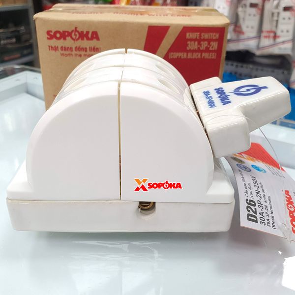 Cầu Dao Đảo Đế Sứ 3 Pha 30A 3P 2N 250V Cực Đúc D26 SOPOKA