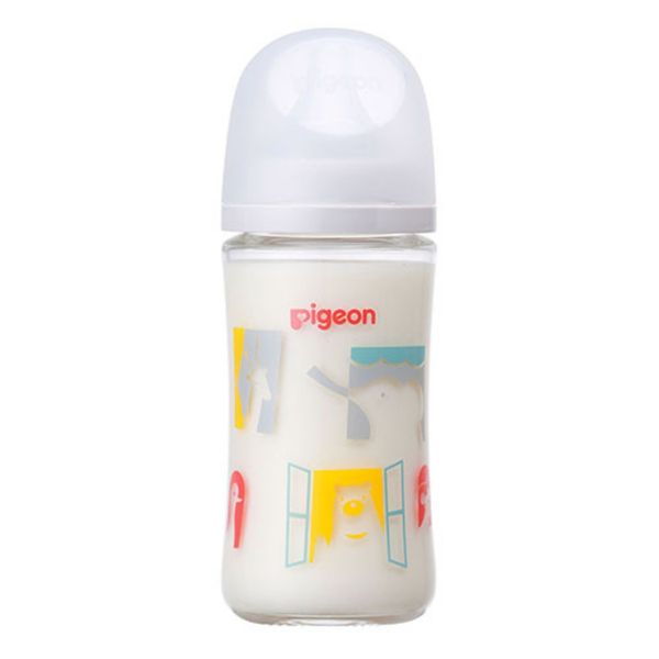 Bình Sữa Pigeon Thủy Tinh Borosilicate Thế Hệ III 240ml (Kèm Núm M) - Họa Tiết Sở Thú