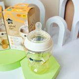 Bình Sữa Tommee Tippee PPSU Natural Star Cổ Rộng 260ml Trơn