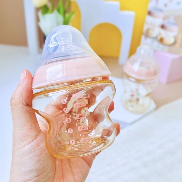 Bình Sữa Tommee Tippee PPSU Natural Star Cổ Rộng 260ml Hồng