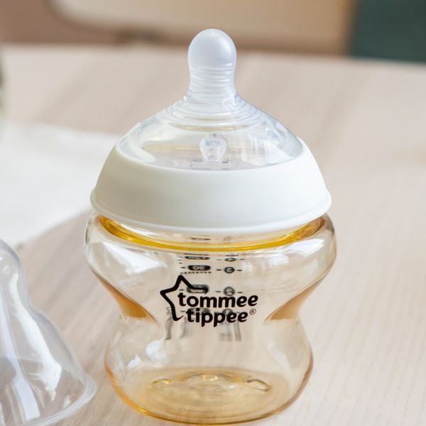 Núm Bình Sữa Tommee Tippee Natural Start Fast Flow Cho Bé 6m+