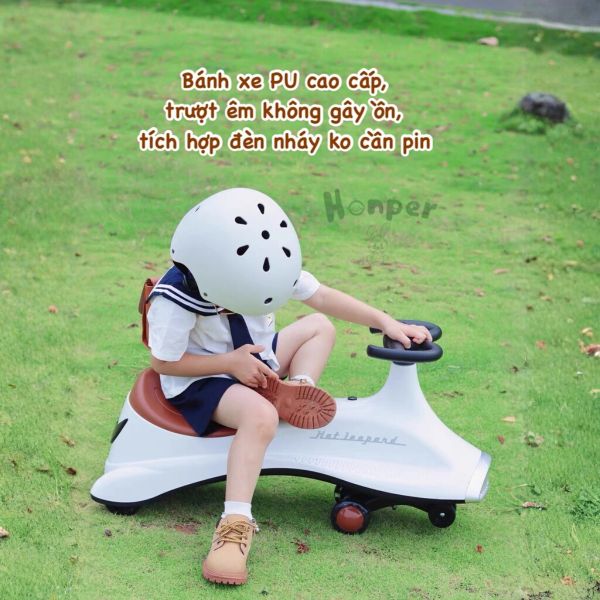Xe Lắc Cho Bé Honper Luxury HP815