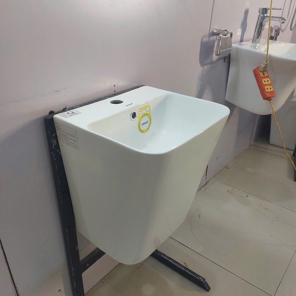  Chậu rửa treo tường cerano 5800D 