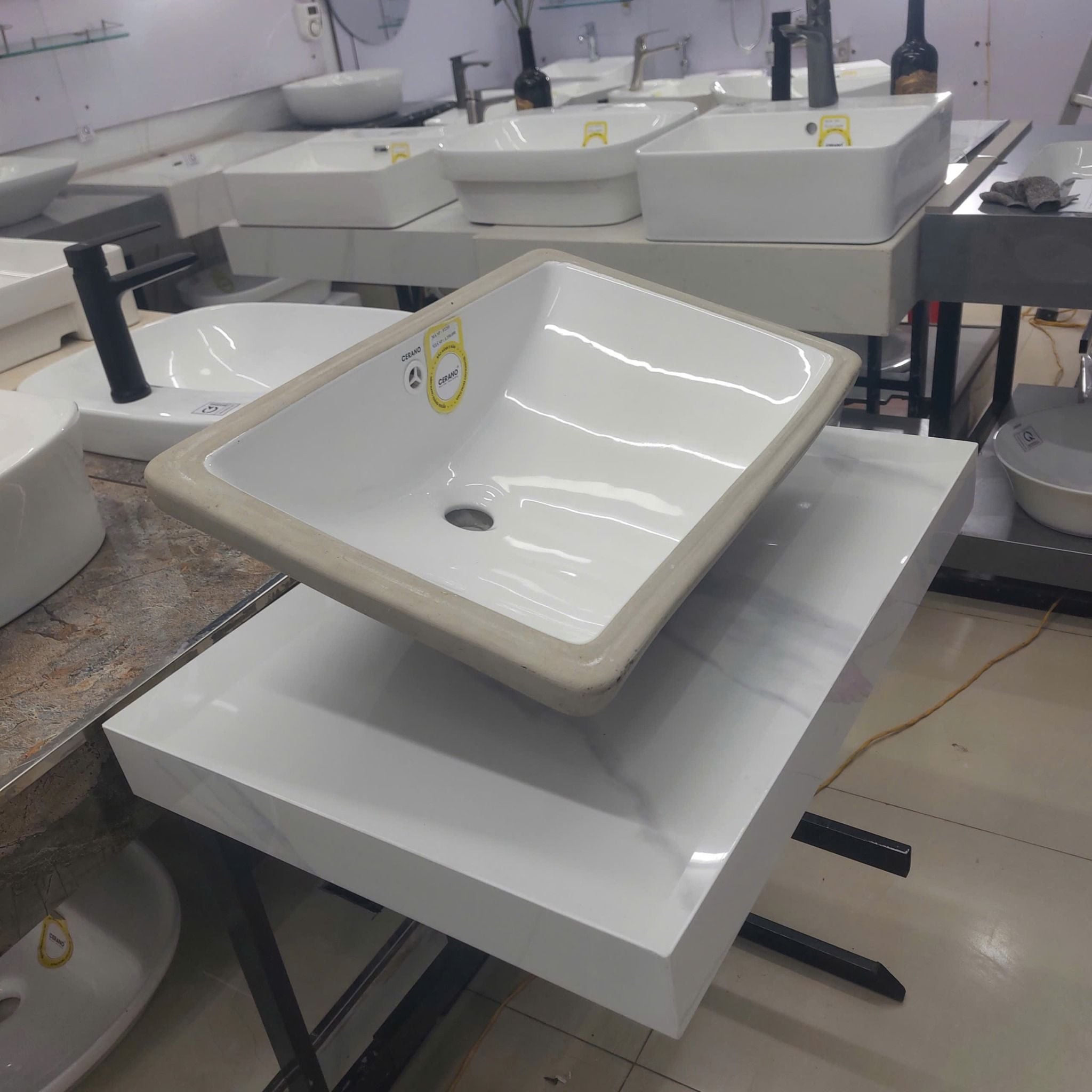  Chậu Bàn Đá Âm Vuông Cao Cấp Cerano Mã F2201 