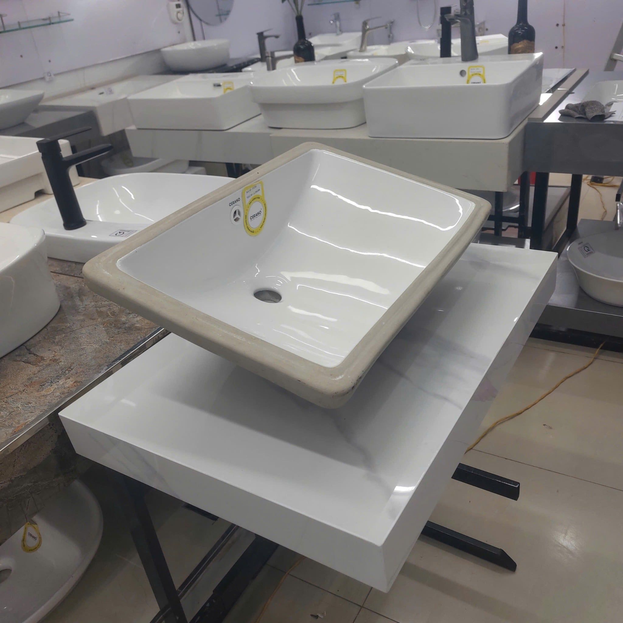  Chậu Bàn Đá Âm Vuông Cao Cấp Cerano Mã F2201 