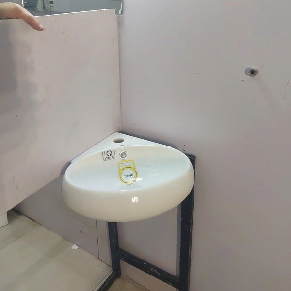 Chậu Góc Treo Tường Tròn không Chân chậu Cao Cấp Cerano Mã 8835 
