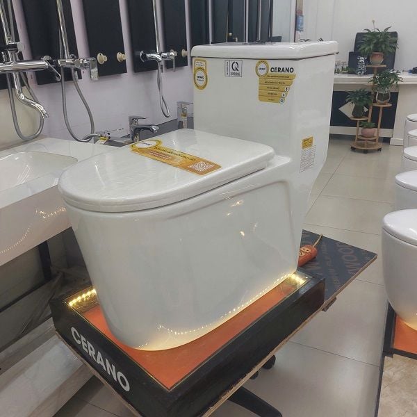  Bồn Cầu Liền Khối Cerano Mã 655B 