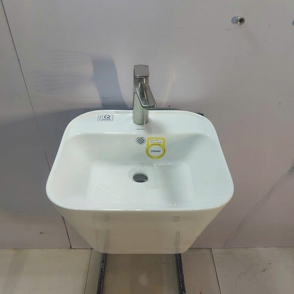  Chậu Treo Tường Đúc Liền Chân Cao Cấp Cerano Mã  8300 