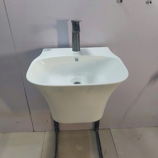  Chậu Treo Tường Đúc Liền Chân Cao Cấp Cerano Mã 7500 