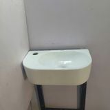  Chậu Góc Treo Tường vuông không Chân chậu Cao Cấp Cerano Mã 8878L 