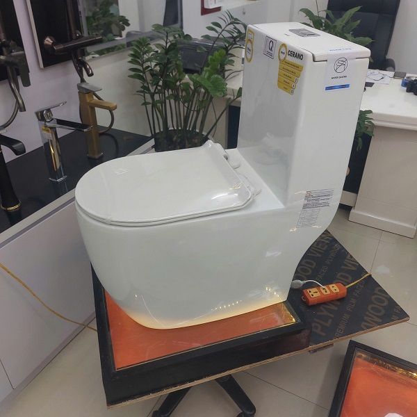  Bồn Cầu Liền Khối  Cerano Mã 881B 