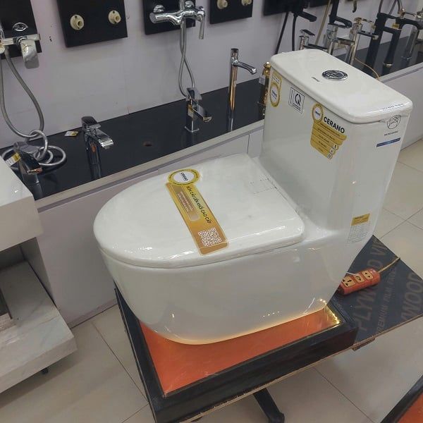  Bồn Cầu Liền Khối  Cerano Mã  6803 