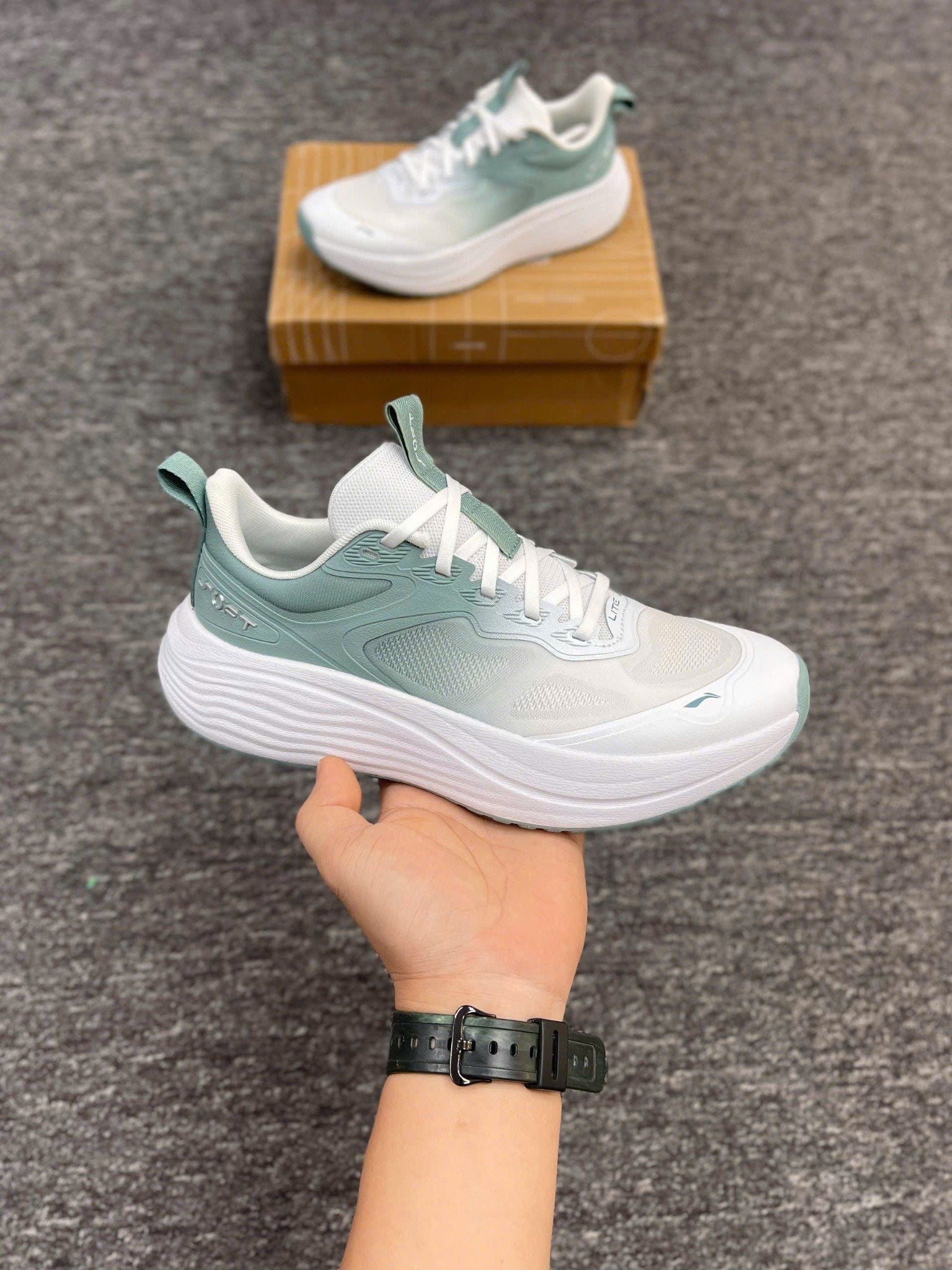  Giày Thể Thao Lining SOFT Xanh Trắng 