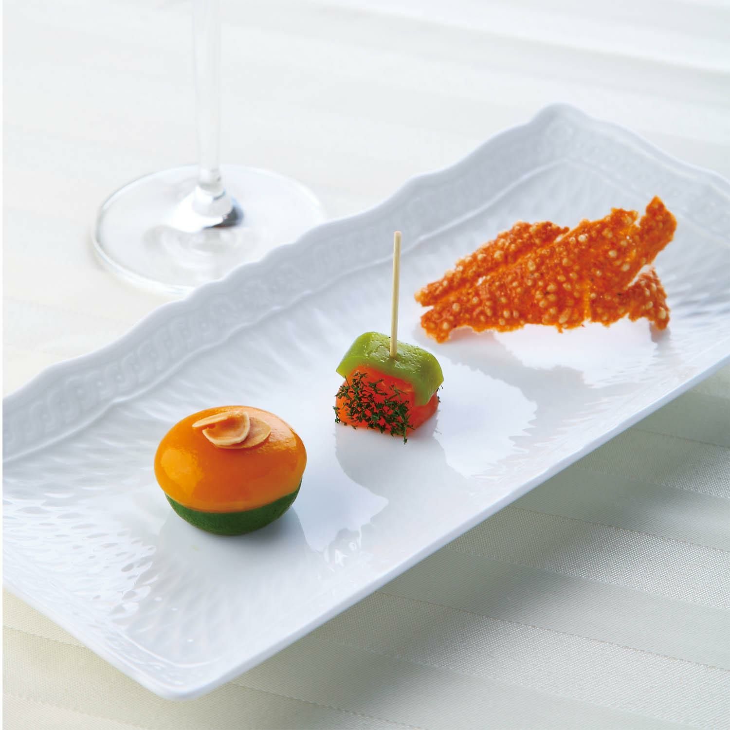 Đĩa hình chữ nhật dài 27cm sứ trắng cao cấp | Noritake Cher Blanc 1655L - 94800