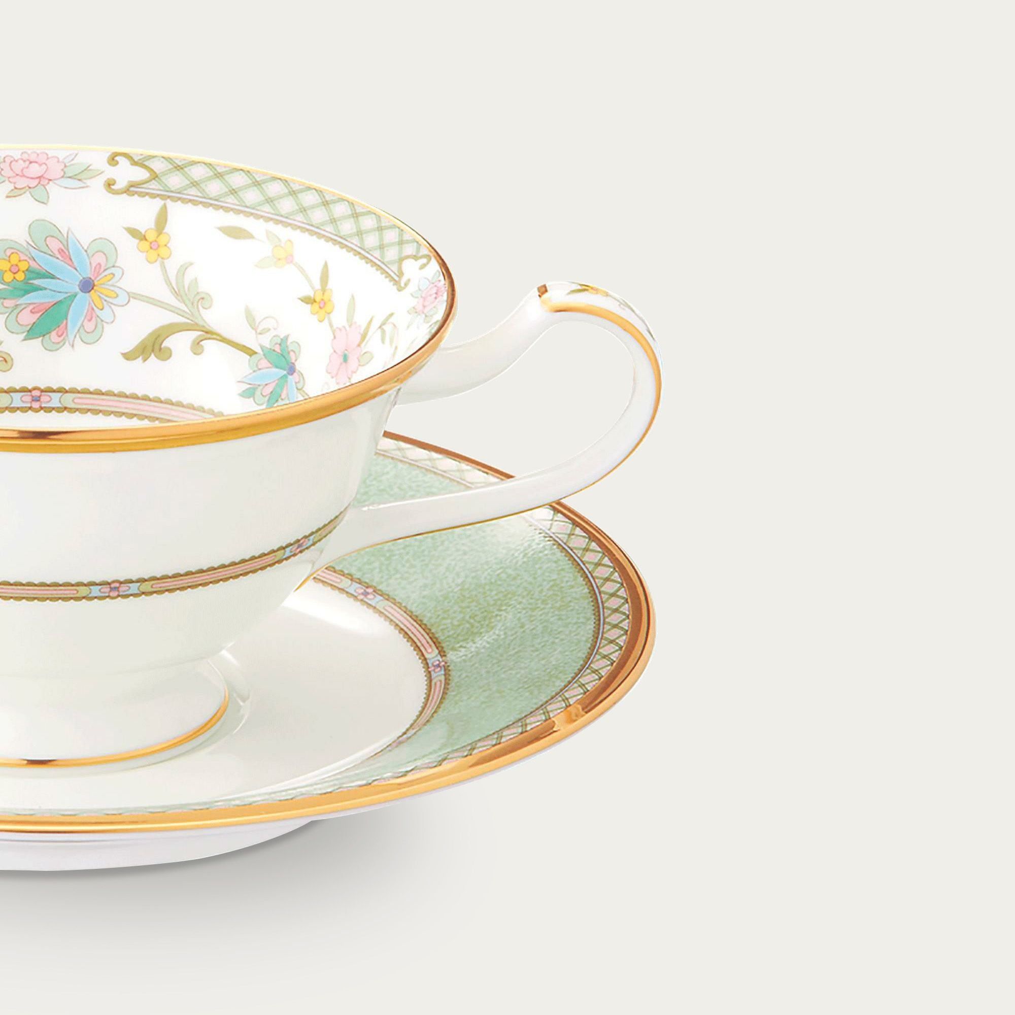 Chén trà (tách trà) dáng loe dung tích 220ml kèm đĩa lót màu xanh lá sứ xương Nhật Bản | Noritake Yoshino 9983J - Y59587