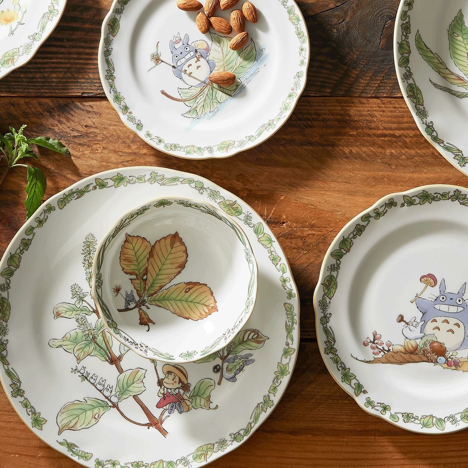 Đĩa tròn cỡ lớn đường kính 27,3cm sứ xương | Noritake Totoro 4924-2L - TT97820