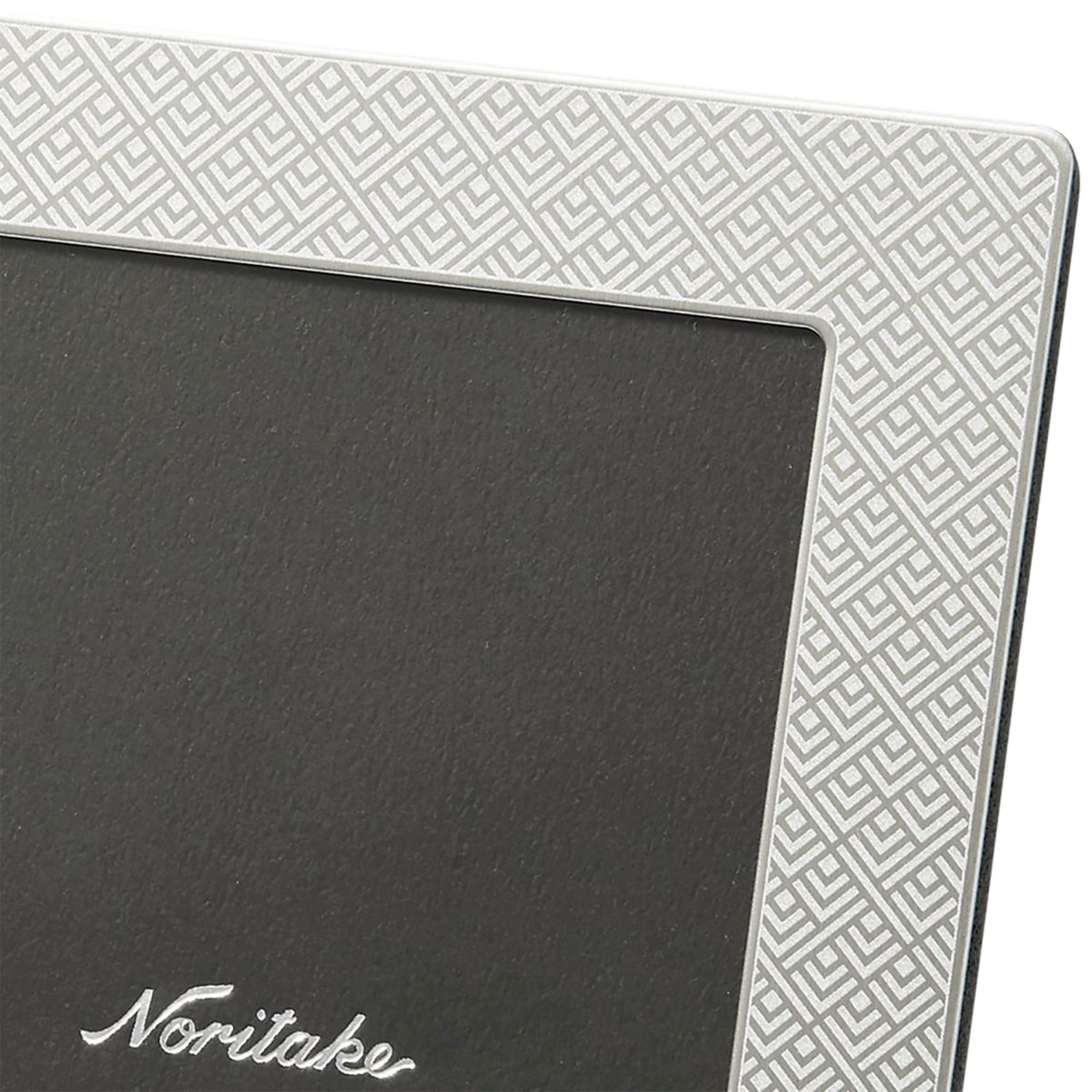 Khung ảnh để bàn Maison Coll Geometric (chiều dài 15,5cm, chiều rộng 11,5cm) | Noritake Maison Coll MC17 - MT-PH