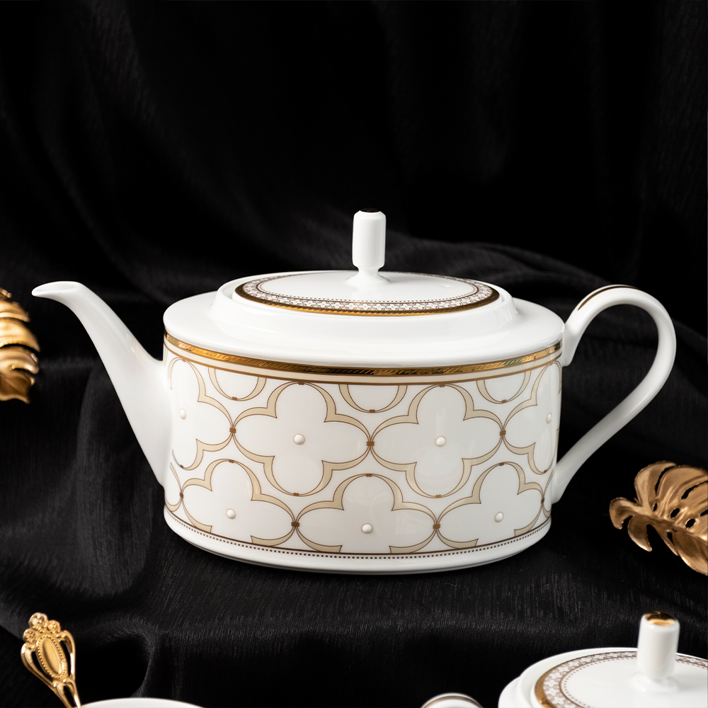 Bộ ấm chén uống trà (ấm 1.250ml, chén 245ml) 15 món sứ xương | Noritake Trefolio Gold 4945L - T017A