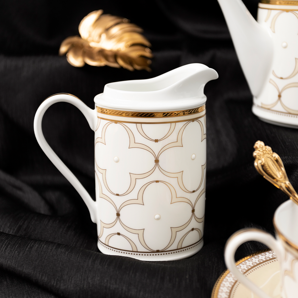 Bình (hũ) đựng sữa loại quai tròn dung tích 315ml sứ xương | Noritake Trefolio Gold 4945L - 93662