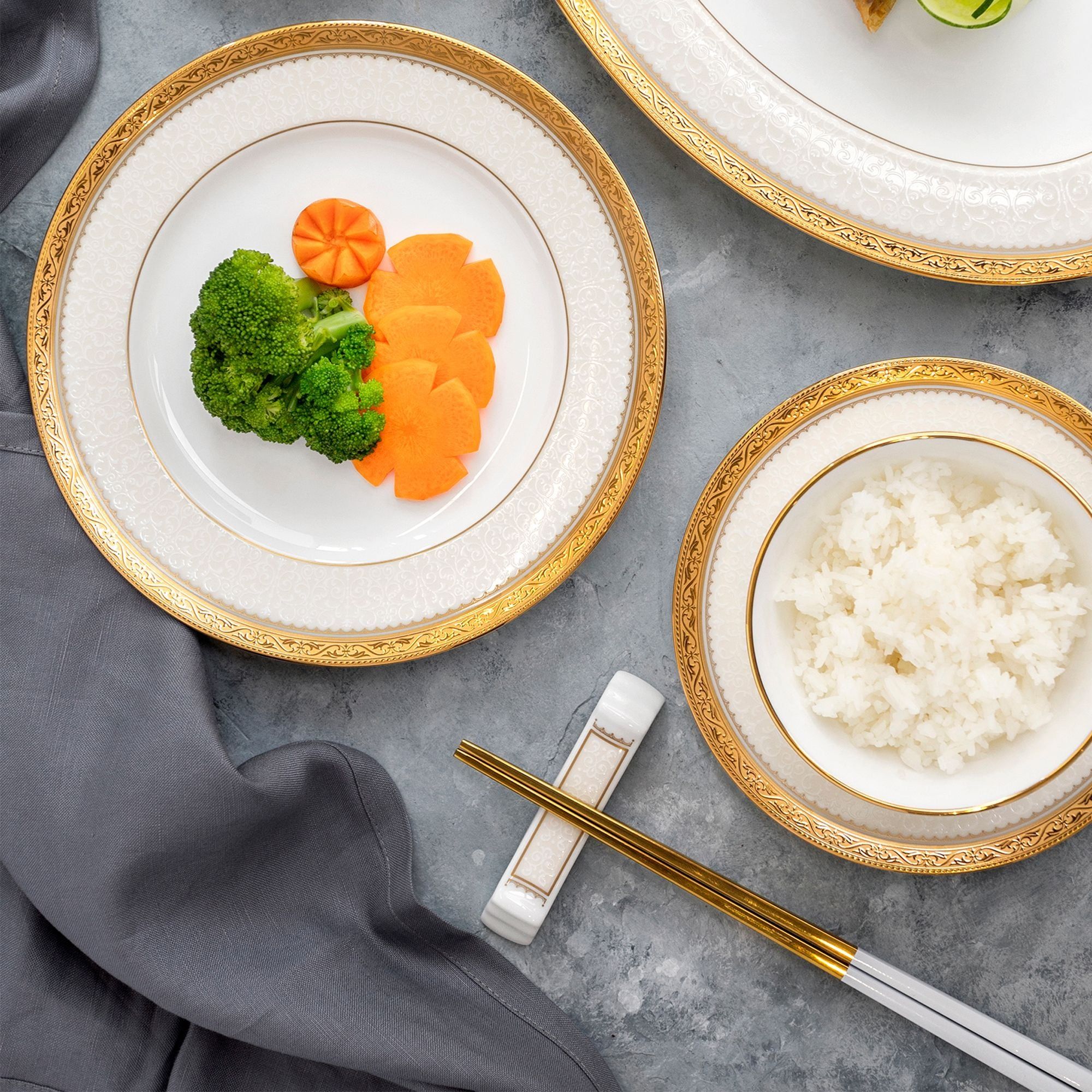 Dụng cụ gác đũa dài 9,4cm sứ xương | Noritake Odessa Gold 4874L - 97369