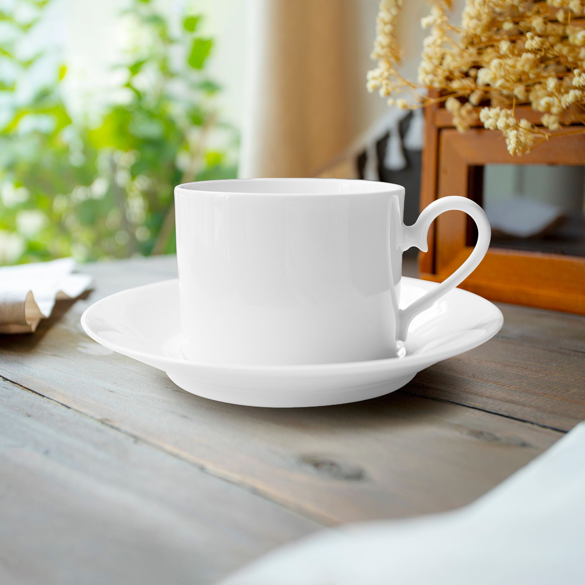 Chén trà (tách trà) dáng trụ 240ml kèm đĩa lót sứ trắng | Noritake Art Stage 3-336L - T91089