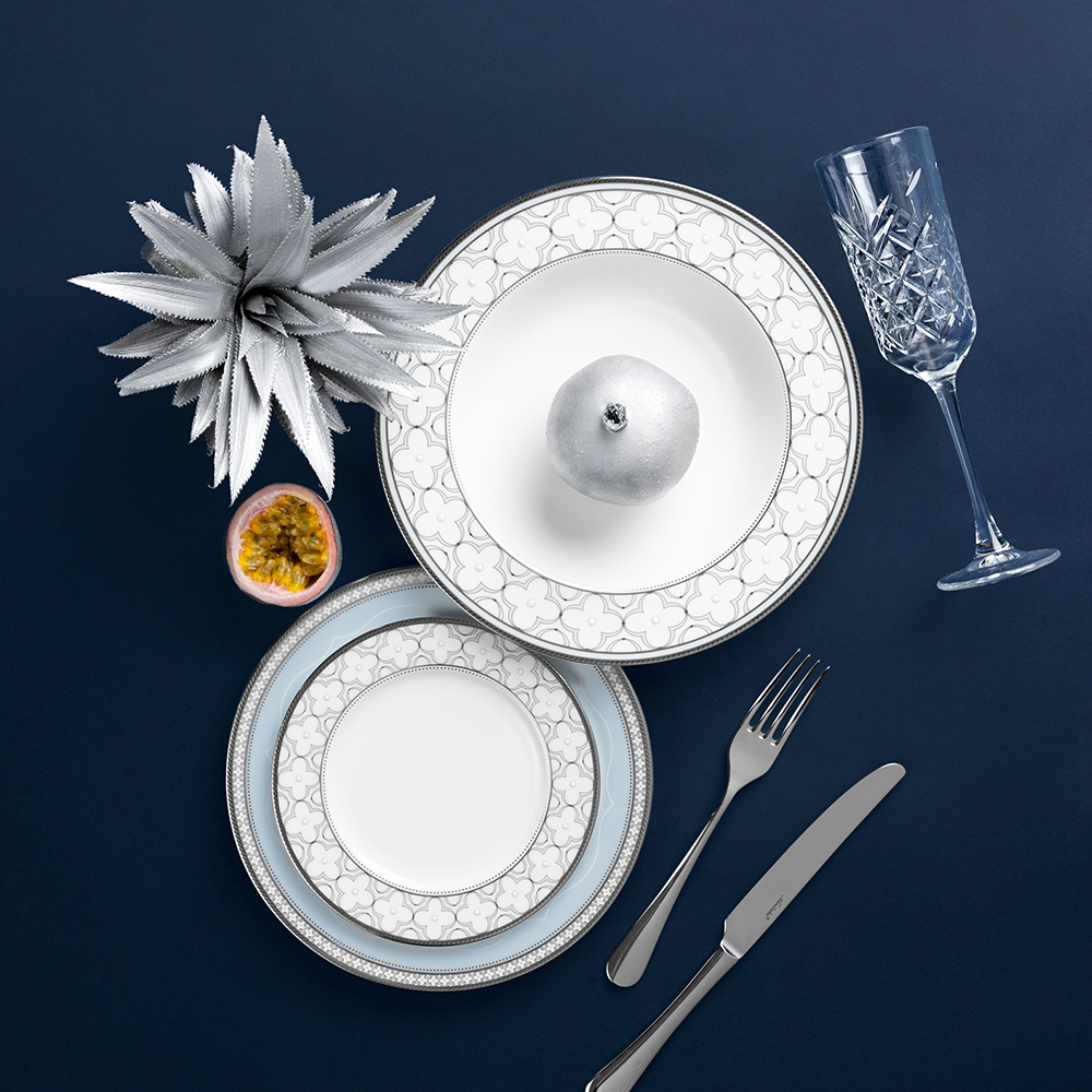 Đĩa tròn cỡ vừa đường kính 21,9cm sứ xương | Noritake Trefolio Platinum 4957L - 97311