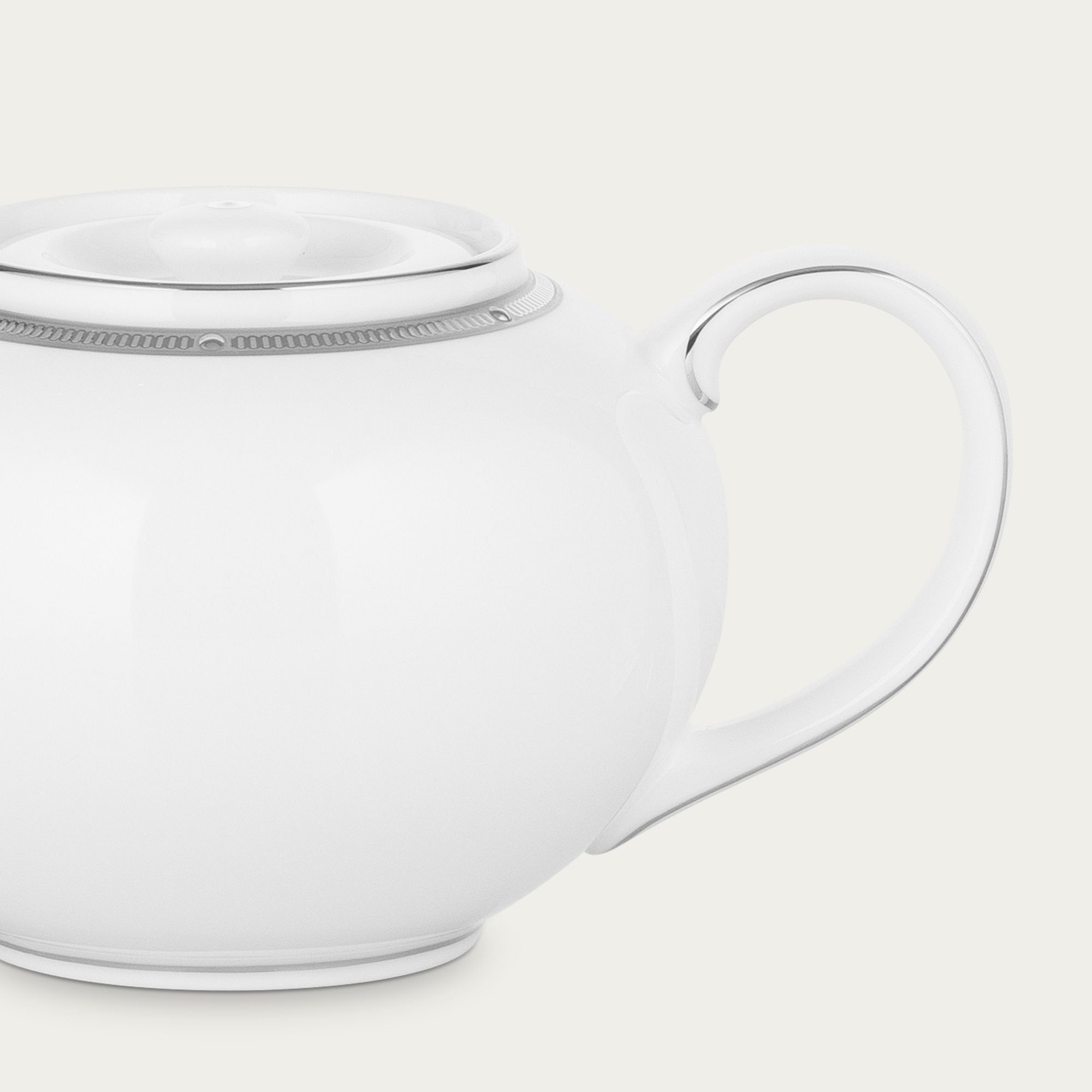 Ấm trà (bình trà) Châu Á dung tích 950ml sứ xương | Noritake Rochelle Platinum 4795L - 50129A